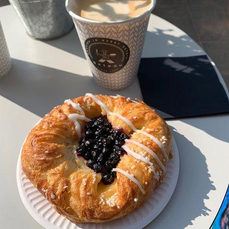 Gateau Bakery